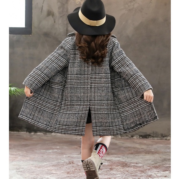 GIRLS LAPEL COLLAR COAT SIZE 3T - Picture 2 of 6